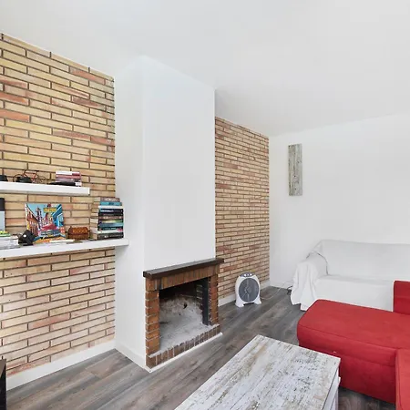 Casa Con Piscina Privada En Sitges Сasa de vacaciones *