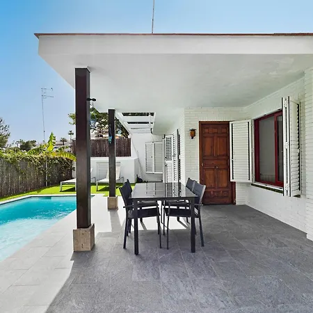 Casa Con Piscina Privada En Sitges サン・ペレ・デ・リベス